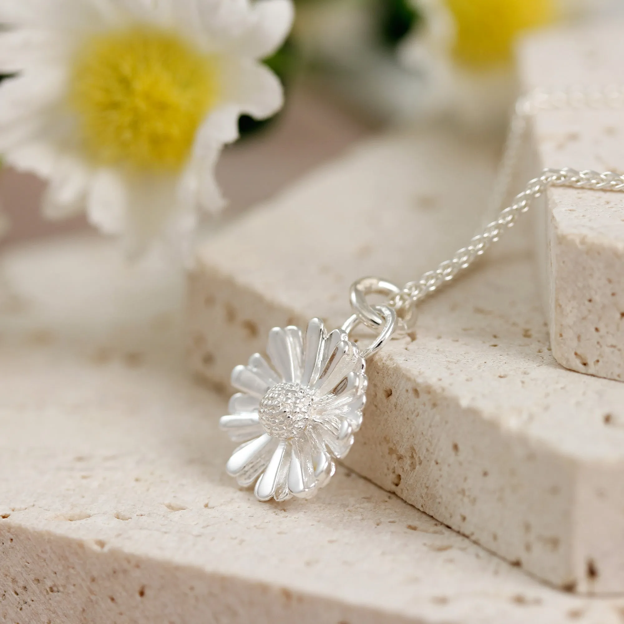 Daisy Silver Necklace